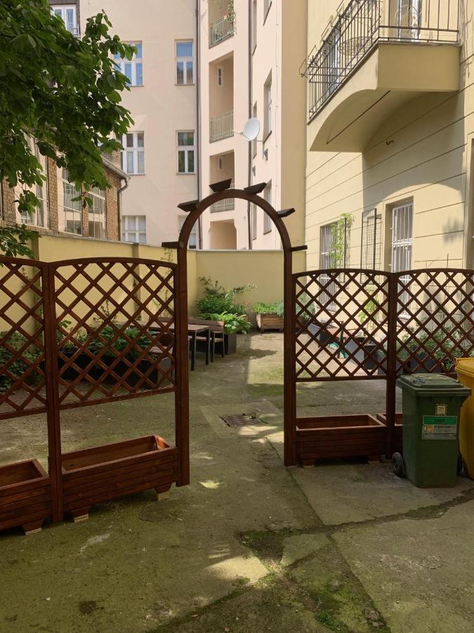 Dusni Apartments براغ المظهر الخارجي الصورة